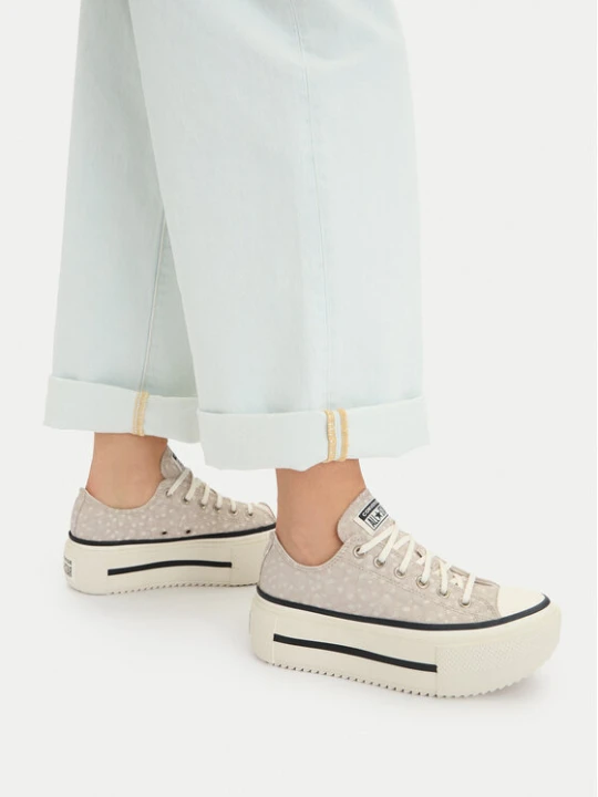 Zdjęcie produktu Trampki Converse Chuck Taylor All Star Lift Double Stack Platform Deer A17884C Beżowy
