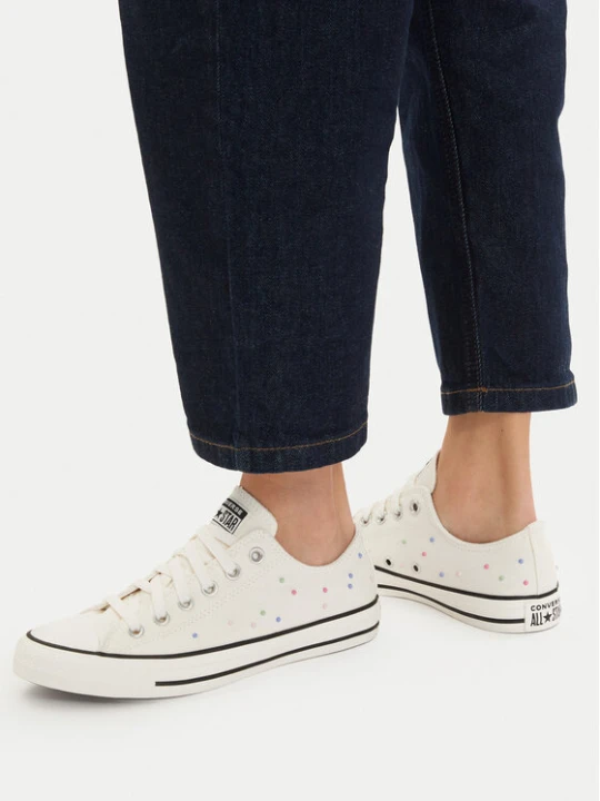Zdjęcie produktu Trampki Converse Chuck Taylor All Star Mini Studs A17872C Écru Kremowy
