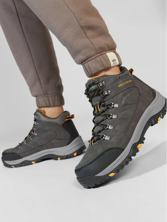 Zdjęcie produktu Trapery Skechers Daggett 204642CHAR Szary