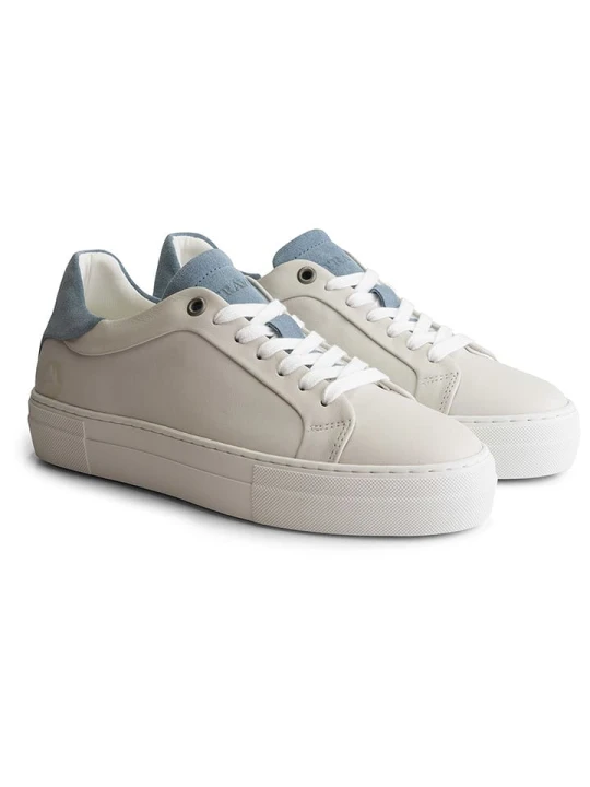 Zdjęcie produktu TRAVELIN' Skórzane sneakersy "Santec" w kolorze kremowo-błękitnym rozmiar: 40