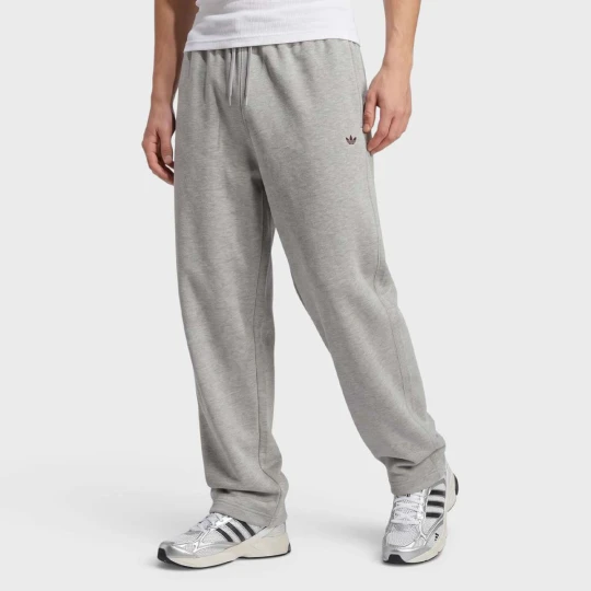 Zdjęcie produktu Trefoil Essentials Baggy Open Hem Pants adidas Originals szary