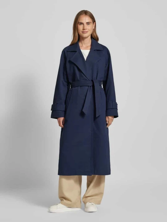 Zdjęcie produktu Trencz z wiązanym paskiem model ‘BLOG’ Vero Moda Granatowy