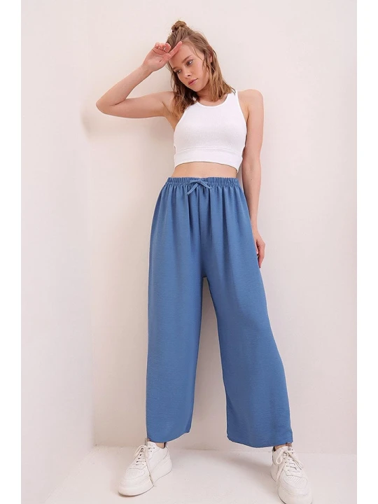 Zdjęcie produktu Trend Alacati Spodnie "Trend Alaçat Stili" w kolorze niebieskim rozmiar: L
