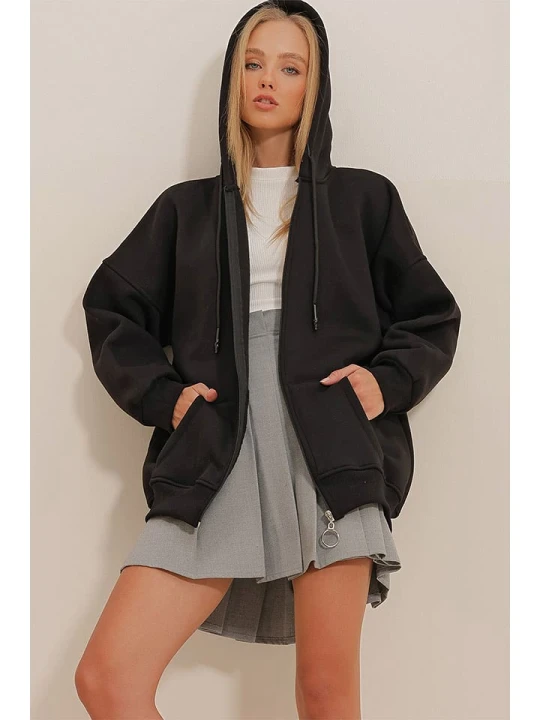 Zdjęcie produktu Trend Alaçatı Stili Bluza w kolorze czarnym rozmiar: S