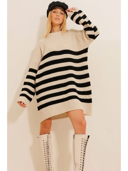 Zdjęcie produktu Trend Alacati Sukienka dzianinowa w kolorze beżowo-czarnym rozmiar: onesize