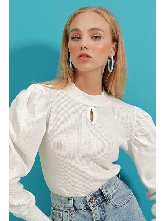 Zdjęcie produktu trendyol Bluzka w kolorze białym rozmiar: M