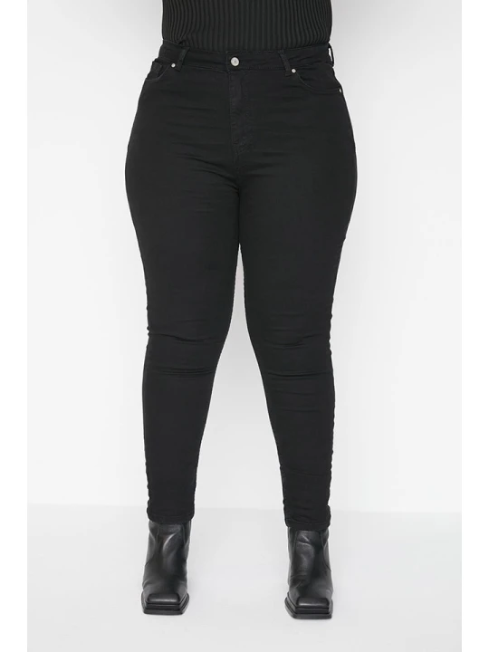 Zdjęcie produktu trendyol Dżinsy - Skinny fit - w kolorze czarnym rozmiar: 42