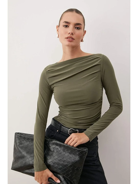 Zdjęcie produktu trendyol Koszulka w kolorze khaki rozmiar: XL
