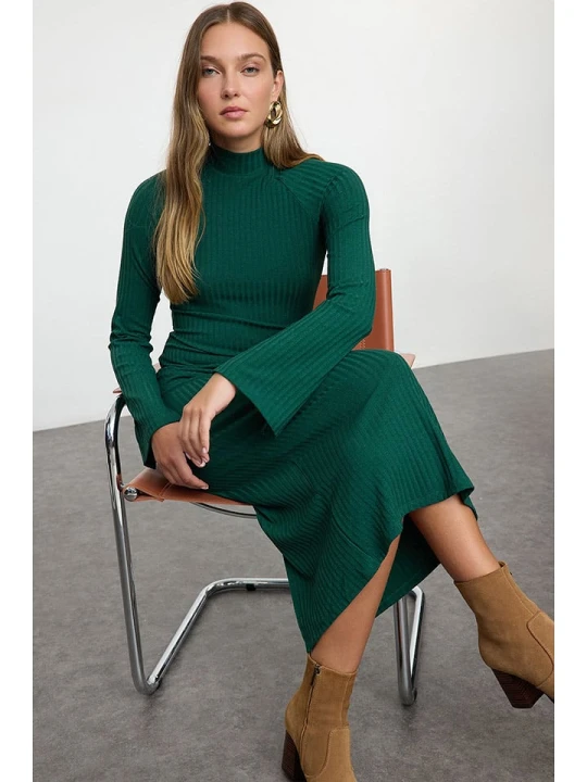 Zdjęcie produktu trendyol Sukienka w kolorze zielonym rozmiar: XS