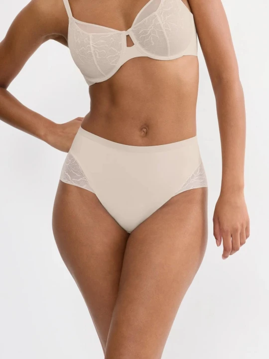 Zdjęcie produktu Triumph Majtki maxi - Comfort Contour Maxi Kobiety beżowy