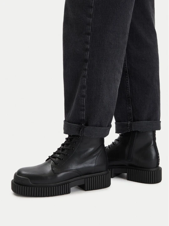 Zdjęcie produktu Trzewiki Armani Exchange XDN031 XV875 00002 Czarny