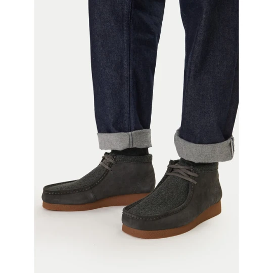 Zdjęcie produktu Trzewiki Clarks WallabeeEVO BT 26183994 Szary