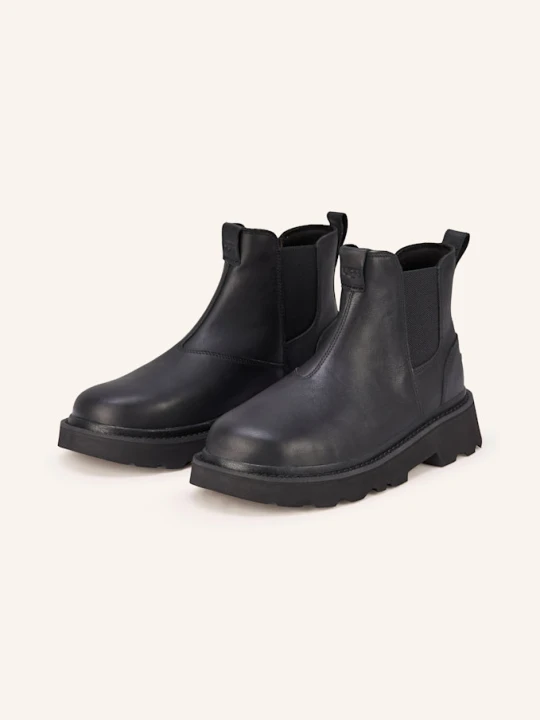 Zdjęcie produktu Ugg Botki Chelsea Lug schwarz CZARNY