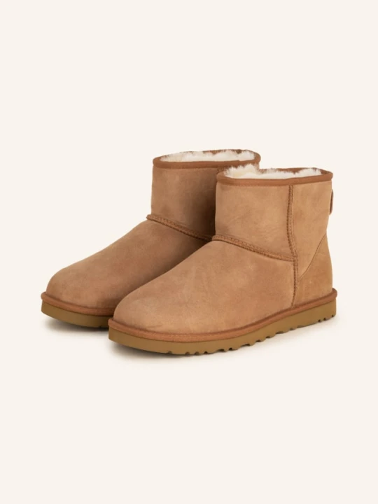 Zdjęcie produktu Ugg Botki Classic Mini braun CAMELOWY