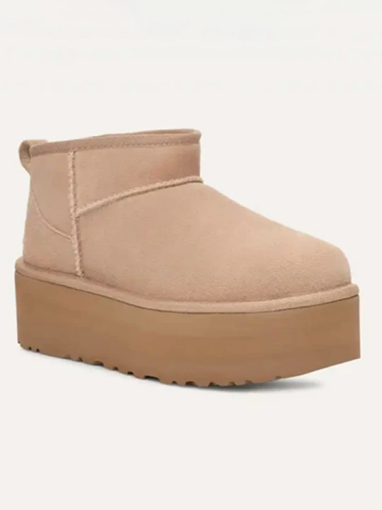 Zdjęcie produktu UGG Botki "Classic Ultra Mini Platform" w kolorze beżowym rozmiar: 39