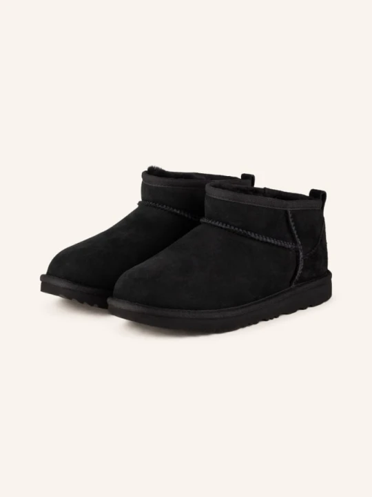 Zdjęcie produktu Ugg Botki Classic Ultra Mini schwarz CZARNY