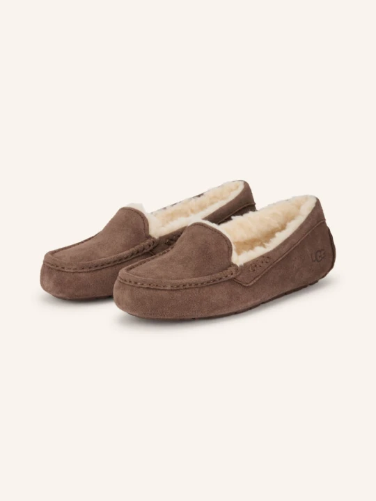 Zdjęcie produktu Ugg Kapcie W Ansley braun CIEMNOBRĄZOWY