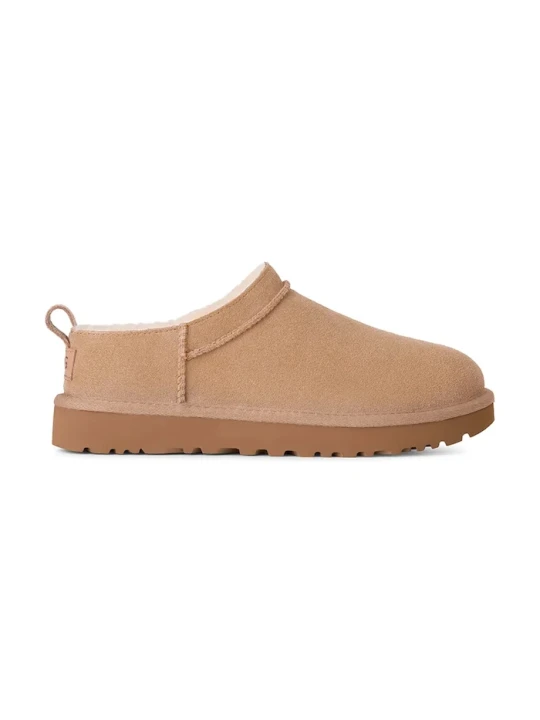 Zdjęcie produktu UGG kapcie zamszowe Classic Micro beżowy