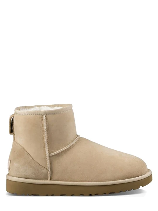 Zdjęcie produktu UGG Skórzane botki "Classic Mini II" w kolorze beżowym rozmiar: 36