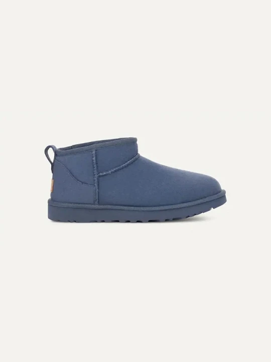 Zdjęcie produktu UGG Skórzane botki "Classic Ultra Mini" w kolorze niebieskim rozmiar: 40