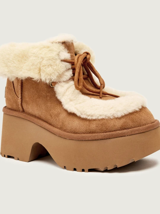 Zdjęcie produktu UGG Śniegowce ESMEE | shearling | zamsz brązowy