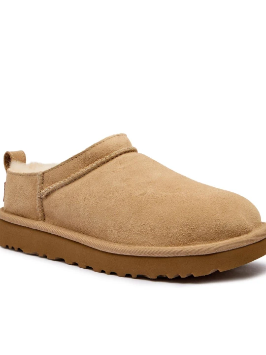 Zdjęcie produktu UGG Śniegowce W CLASSIC MICRO | zamsz | z dodatkiem wełny beżowy