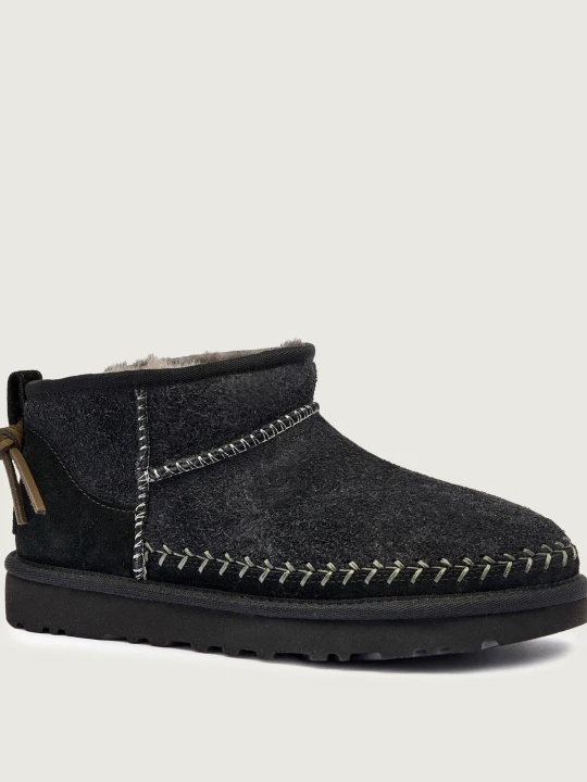 Zdjęcie produktu UGG Śniegowce W CLASSIC ULTRA MINI BIARRITZ | zamsz czarny