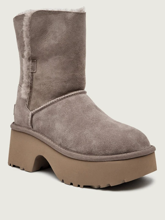 Zdjęcie produktu UGG Śniegowce W ESMEE | zamsz beżowy