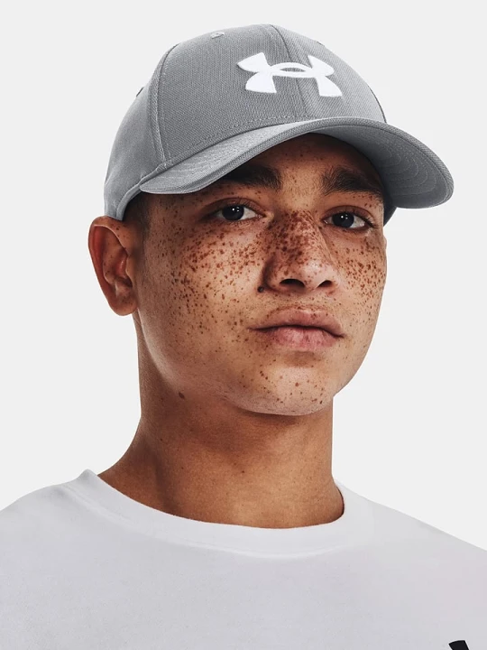 Zdjęcie produktu Under Armour Czapka "Blitzing" w kolorze szarym rozmiar: S/M