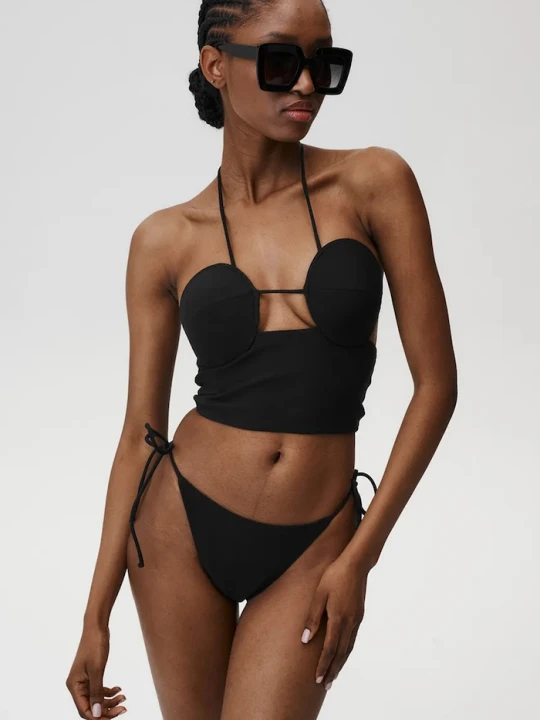 Zdjęcie produktu Undress Code biustonosz kąpielowy Naomi Bikini Top czarny