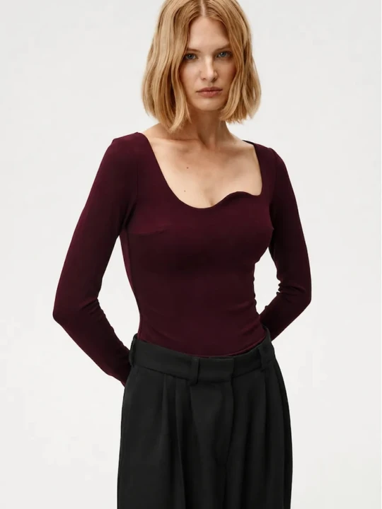 Zdjęcie produktu Undress Code body damskie z wiskozą Mademoiselle Bodysuit Classic bordowy
