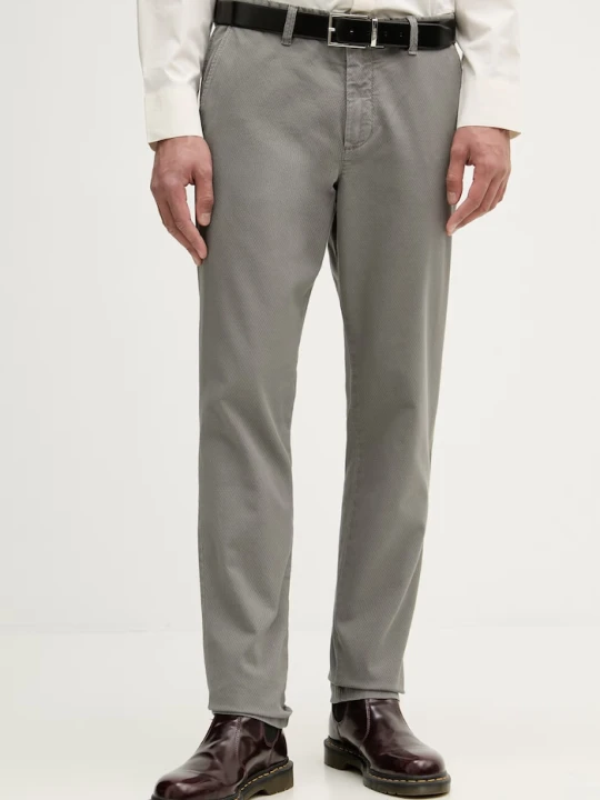 Zdjęcie produktu United Colors of Benetton spodnie chinos męskie bawełniane z elastanem szary