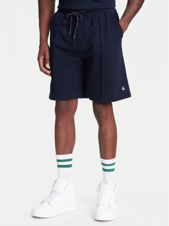 Zdjęcie produktu United Colors Of Benetton Szorty sportowe 342ZU900X Granatowy Regular Fit