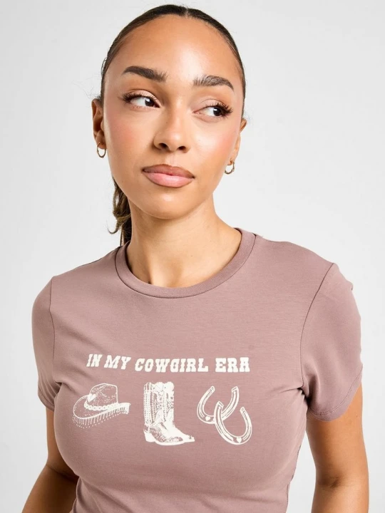 Zdjęcie produktu Unlike Humans T-Shirt Slim Cowgirl Era brązowy