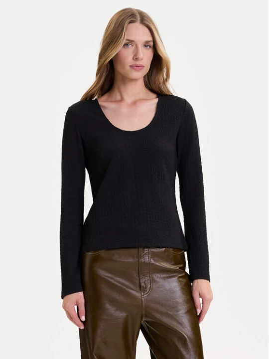 Zdjęcie produktu Vero Moda Bluzka Cille 10334657 Czarny Slim Fit