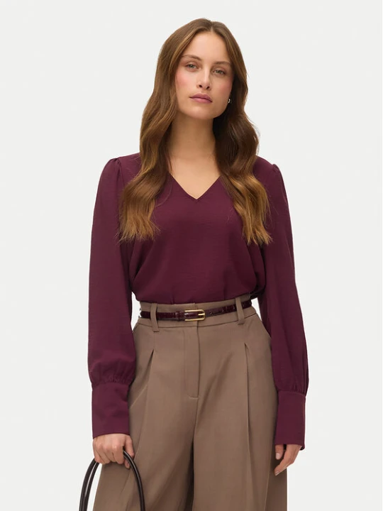 Zdjęcie produktu Vero Moda Bluzka Esme 10338288 Bordowy Regular Fit