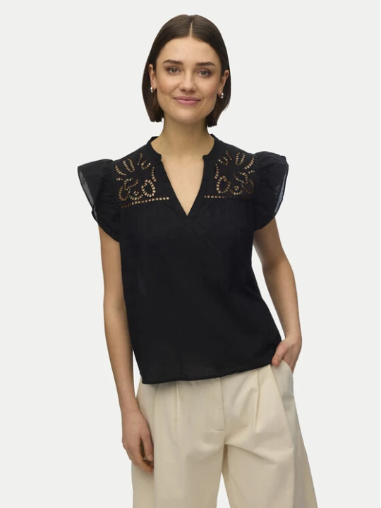 Zdjęcie produktu Vero Moda Bluzka Line 10347292 Czarny Regular Fit