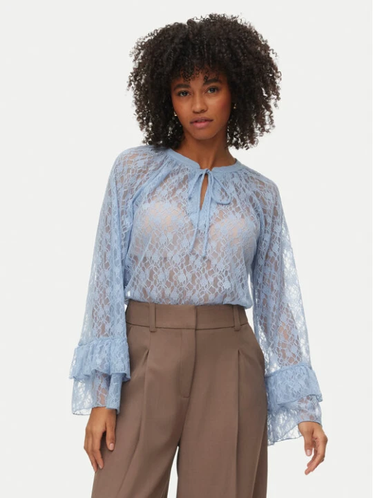 Zdjęcie produktu Vero Moda Bluzka Loulou 10345400 Błękitny Loose Fit Niebieski jasny