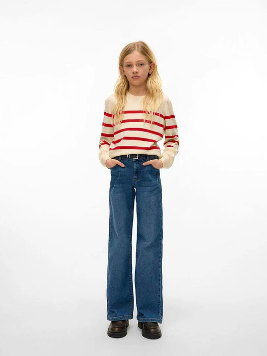 Zdjęcie produktu Vero Moda Girl Sweter "Saba" w kolorze kremowym rozmiar: 122/128