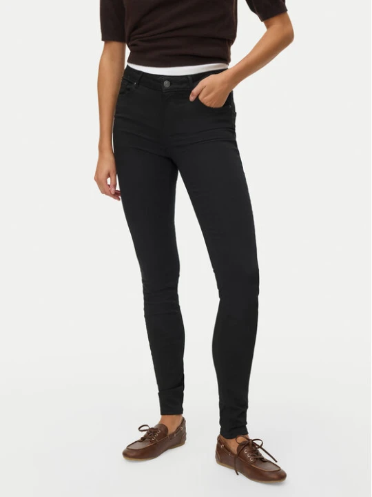 Zdjęcie produktu Vero Moda Jeansy Lux 10158160 Czarny Slim Fit