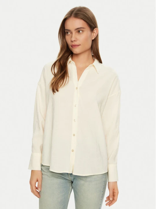 Zdjęcie produktu Vero Moda Koszula Queeny 10289349 Écru Regular Fit Kremowy