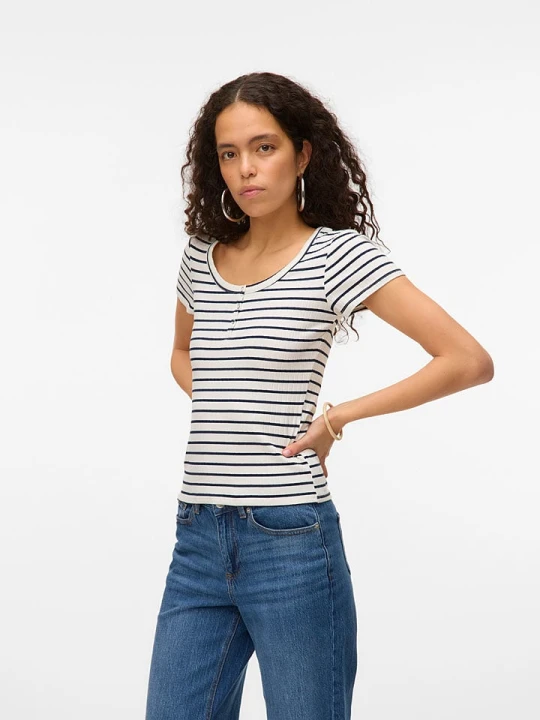 Zdjęcie produktu Vero Moda Koszulka "Sea" w kolorze granatowo-białym rozmiar: S