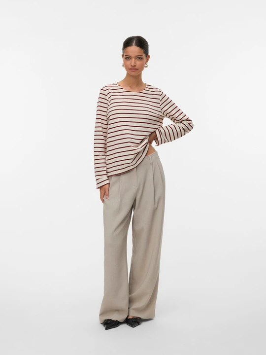 Zdjęcie produktu Vero Moda Koszulka w kolorze beżowym rozmiar: XL
