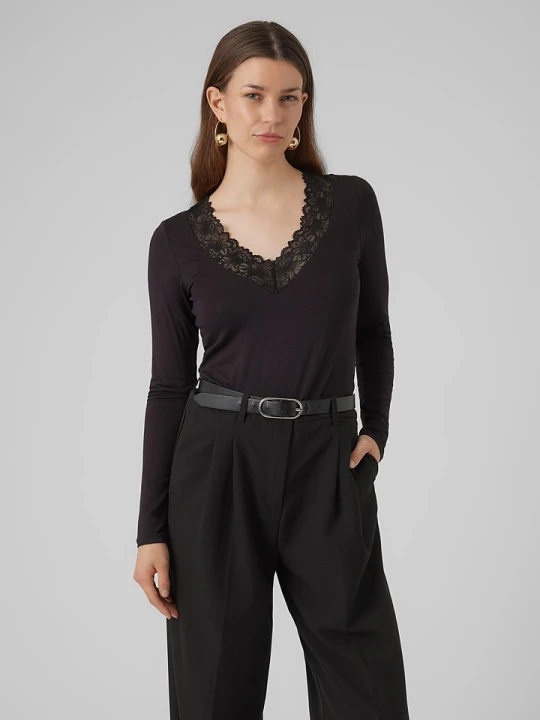 Zdjęcie produktu Vero Moda Koszulka w kolorze czarnym rozmiar: L