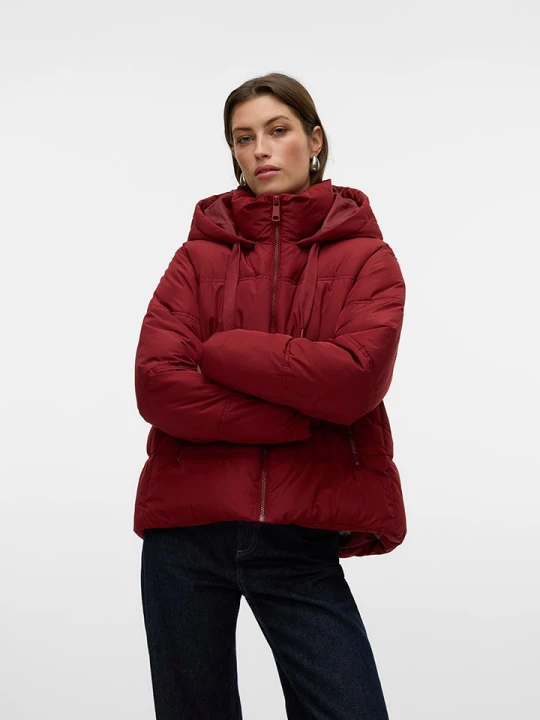 Zdjęcie produktu Vero Moda Kurtka pikowana w kolorze bordowym rozmiar: XS