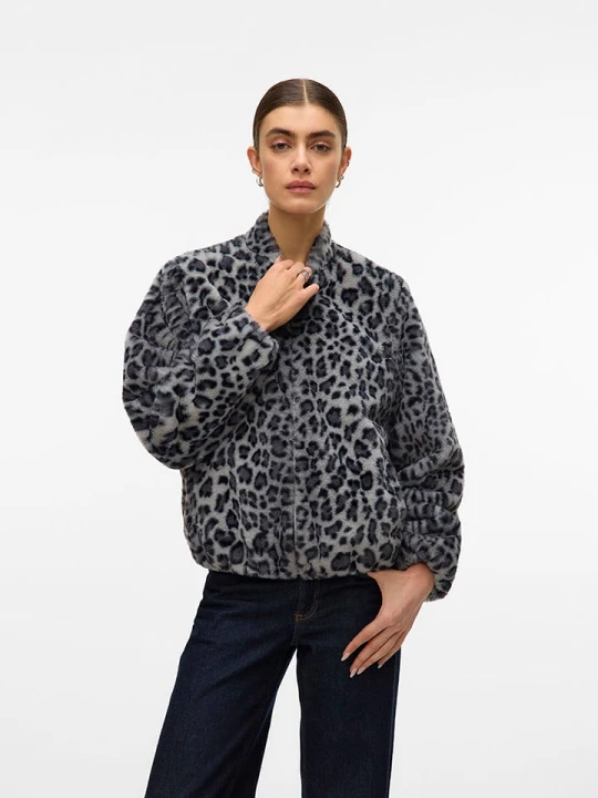Zdjęcie produktu Vero Moda Kurtka "VMSONJALIGA" w kolorze szarym ze sztucznego futerka rozmiar: M