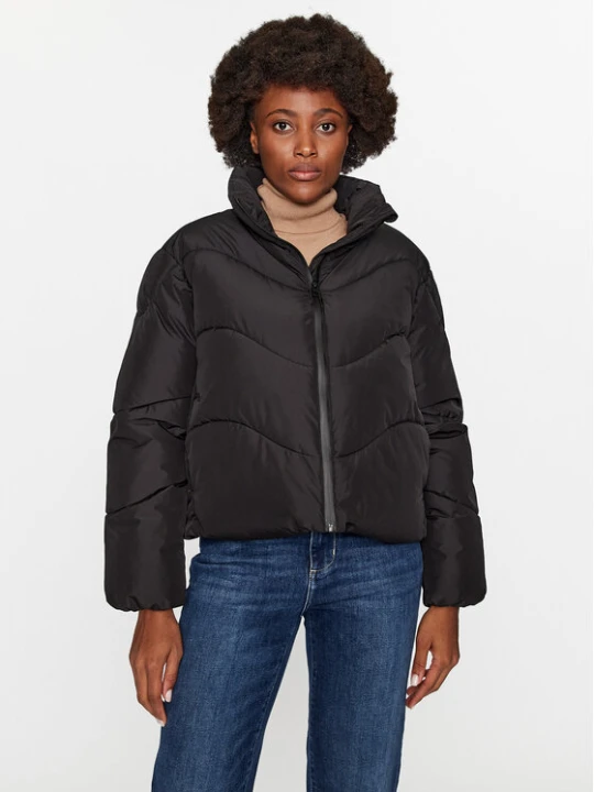 Zdjęcie produktu Vero Moda Kurtka zimowa 10290471 Czarny Regular Fit