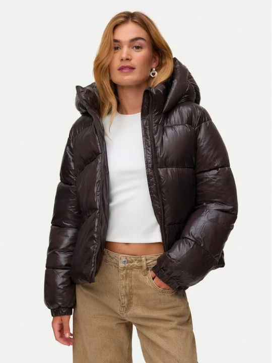 Zdjęcie produktu Vero Moda Kurtka zimowa Uppsashiny 10319303 Brązowy Regular Fit