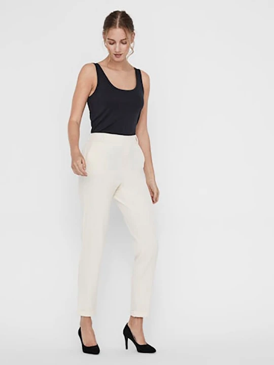 Zdjęcie produktu Vero Moda Spodnie w kolorze kremowym rozmiar: S/L32