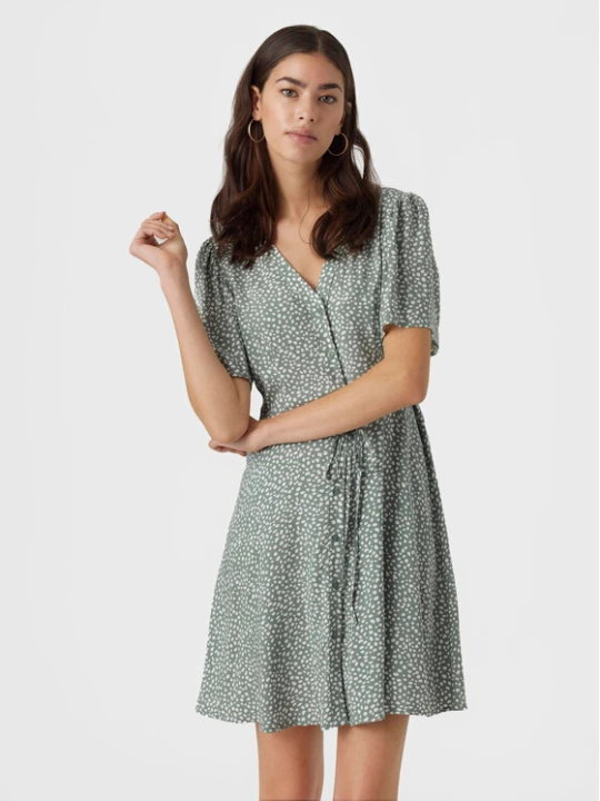 Zdjęcie produktu Vero Moda Sukienka letnia Alba 10292845 Zielony Regular Fit